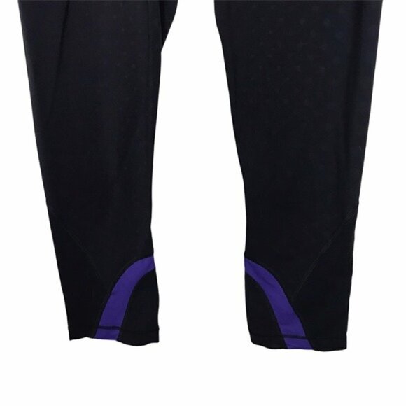 Lululemon Run Inspire Crop II Black Leggings - Picture 3 of 8